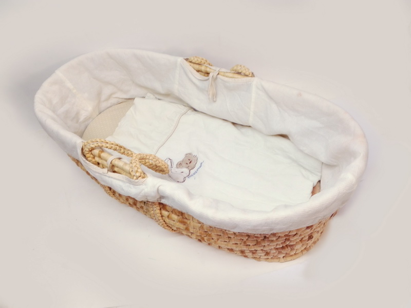 cuco cuna bebe paja tela 25x88x38 (26eu.) 1u